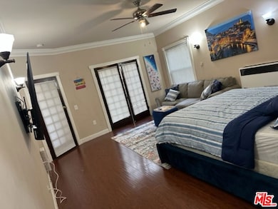 Open floor plan & living space