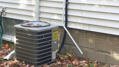 2 Brady Ln, Randolph, MA 02368 - photo 5