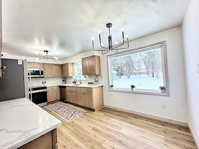 621 W Calumet St, Hilbert, WI 54129 - photo 4