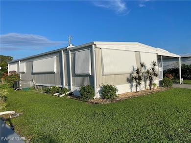 210 Cobblestone Ln, North Fort Myers, FL 33917 - photo 2