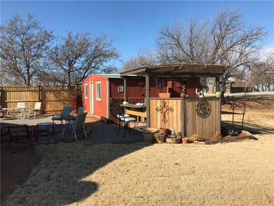 21203 E 986 Rd, Butler, OK 73625 - photo 3