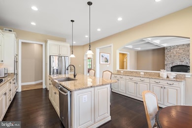 35386 Greyfriar Dr, Round Hill, VA 20141 - photo 5
