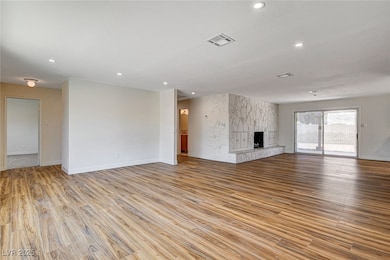 3386 El Camino Real, Las Vegas, NV 89121 - photo 3