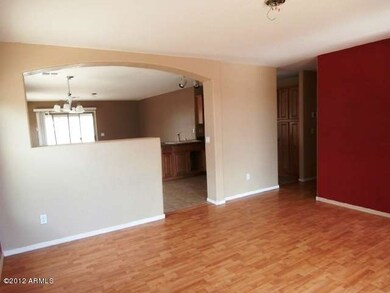 023-280352 - Front Room