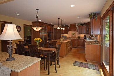 3450 Richnee Ln, Rolling Meadows, IL 60008 - photo 7