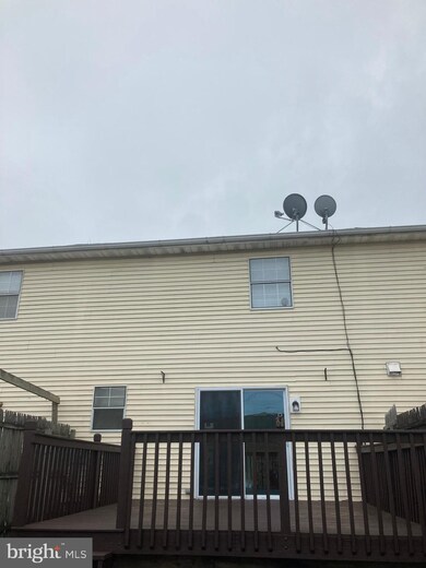 409 Acorn St, Lansdale, PA 19446 - photo 2