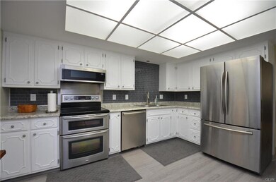 828 Ridge St, Emmaus, PA 18049 - photo 4