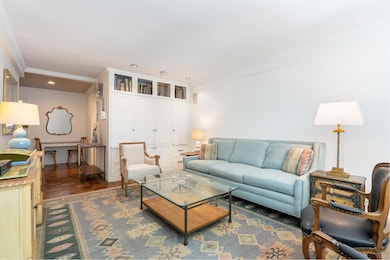 241 E 76th St unit 2E, New York, NY 10021 - photo 2