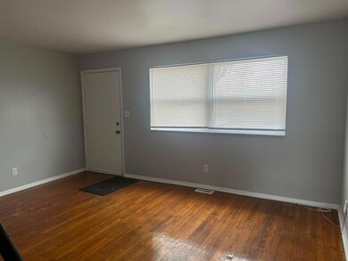 1975 Dunbar Dr unit C, Columbus, OH 43224 - photo 2