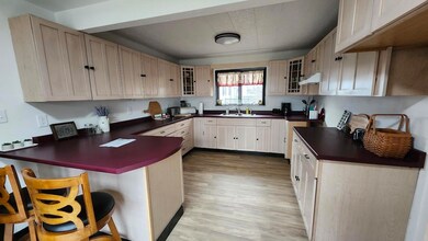 54 Elm St, East Millinocket, ME 04430 - photo 7