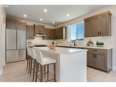 1330 E Canto St, Newberg, OR 97132 - photo 3