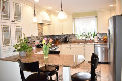 1907 Portsmouth Ave, Westchester, IL 60154 - photo 6