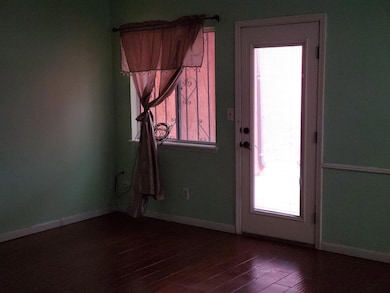 10621 Springwood Dr unit A, El Paso, TX 79935 - photo 6