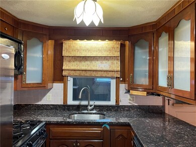 20 Cove Ct, North Providence, RI 02911 - photo 3