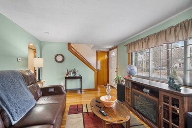 373 Shawsheen St, Tewksbury, MA 01876 - photo 3