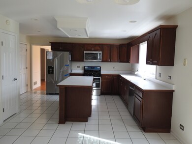 1108 Hollingswood Ave, Naperville, IL 60564 - photo 6