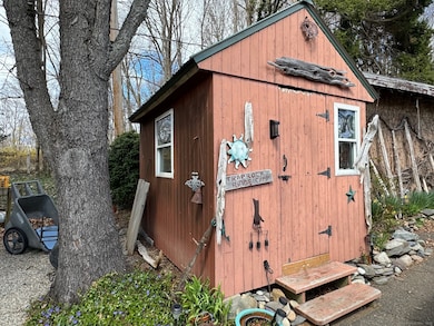 111 & 111A Laurel St, East Haven, CT 06512 - photo 6