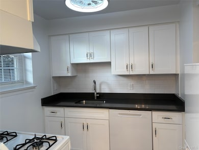 291 Manville Rd unit 2D, Pleasantville, NY 10570 - photo 6