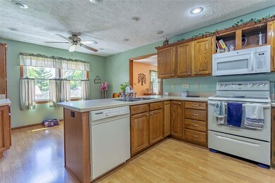 8620 Sunny Brook Dr, Evansville, IN 47725 - photo 7