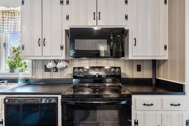 344 W River St, Orange, MA 01364 - photo 6