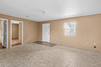 2200 Peach Ave unit 3, Bay City, TX 77414 - photo 6