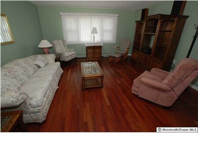 105 Torrey Pines Dr, Toms River, NJ 08757 - photo 2