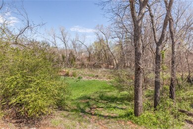 Backyard greenbelt. No adjoining neighbors behind 