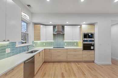 14 Newell Rd, Brookline, MA 02446 - photo 4