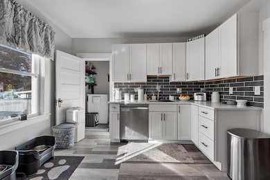 139 Parson Cir, Fitchburg, MA 01420 - photo 6