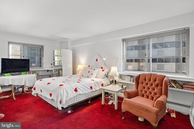 Penn Center House unit 1412, Philadelphia, PA 19103 - photo 7