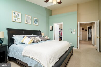 25316 Mcintyre Square, Chantilly, VA 20152 - photo 3