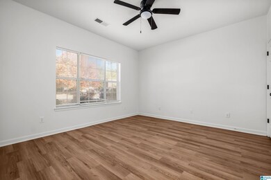 1113 Hale Cir, Center Point, AL 35215 - photo 5