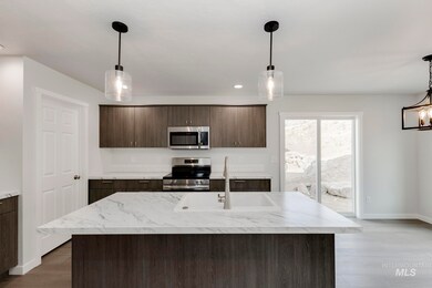 2486 W Fallon Loop, Nampa, ID 83651 - photo 3