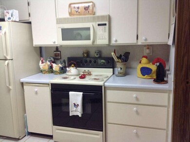 17448 N 105th Ave, Sun City, AZ 85373 - photo 7