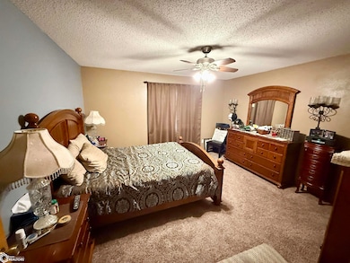 1059 Amy Ave, Carroll, IA 51401 - photo 6