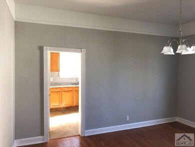 446 Spring St, Commerce, GA 30529 - photo 7