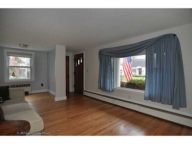 35 Winthrop St, Riverside, RI 02915 - photo 2