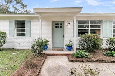 211 Gardenia St, Summerville, SC 29483 - photo 2