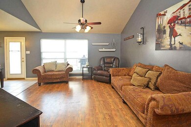 5214 Four Rivers Ct, Houston, TX 77091 - photo 7