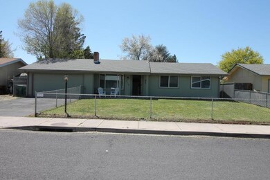 4710 Memorie Ln, Klamath Falls, OR 97603 - photo 2