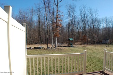 218 Twins Ln, Mountain Top, PA 18707 - photo 3