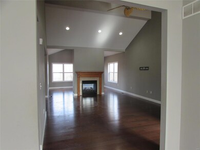 26 Seasons Ridge Ct, Maryville, IL 62062 - photo 5