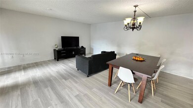 15460 SW 82nd Ln unit 403, Miami, FL 33193 - photo 6