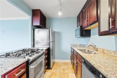 The Manhattan unit 11 T, Kansas City, MO 64106 - photo 5