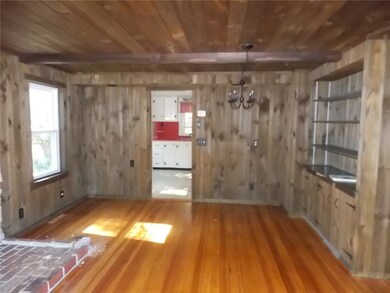 129 Sharpe St, West Greenwich, RI 02817 - photo 5