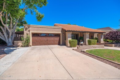 2328 W Lobo Front Garage View