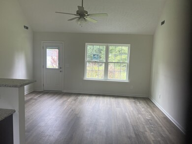 247 Timber Cir, Manchester, TN 37355 - photo 2