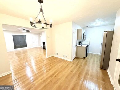 223 High Creek Dr unit 3A, Roswell, GA 30076 - photo 6