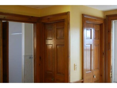 54 Court St unit 3, Portsmouth, NH 03801 - photo 4