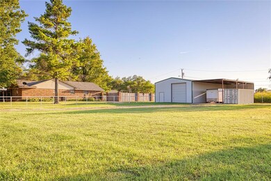 105 Falcon Rd, Elk City, OK 73644 - photo 4
